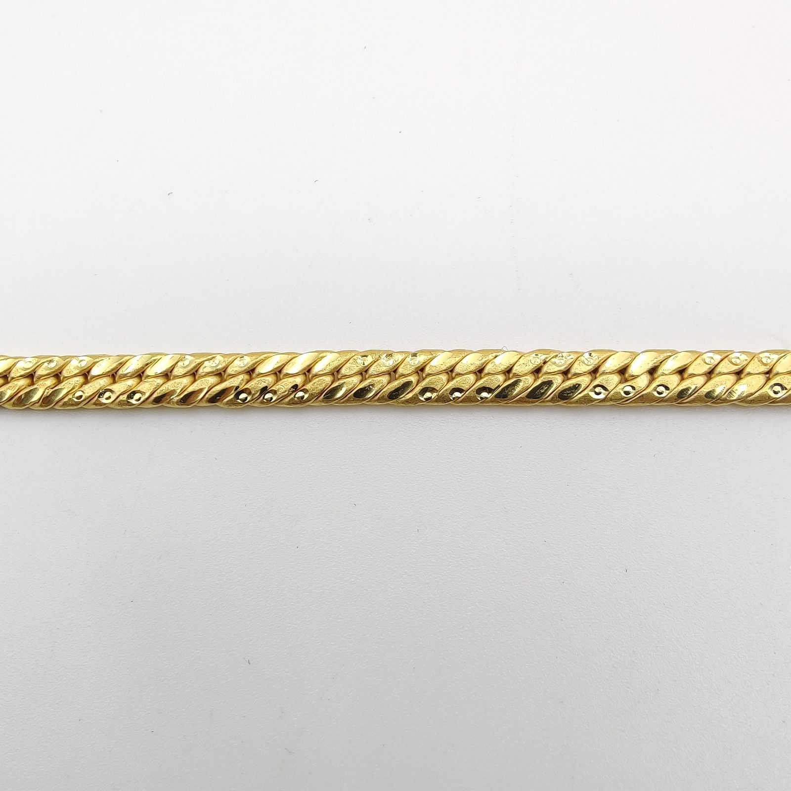 HOLLOW CHAIN