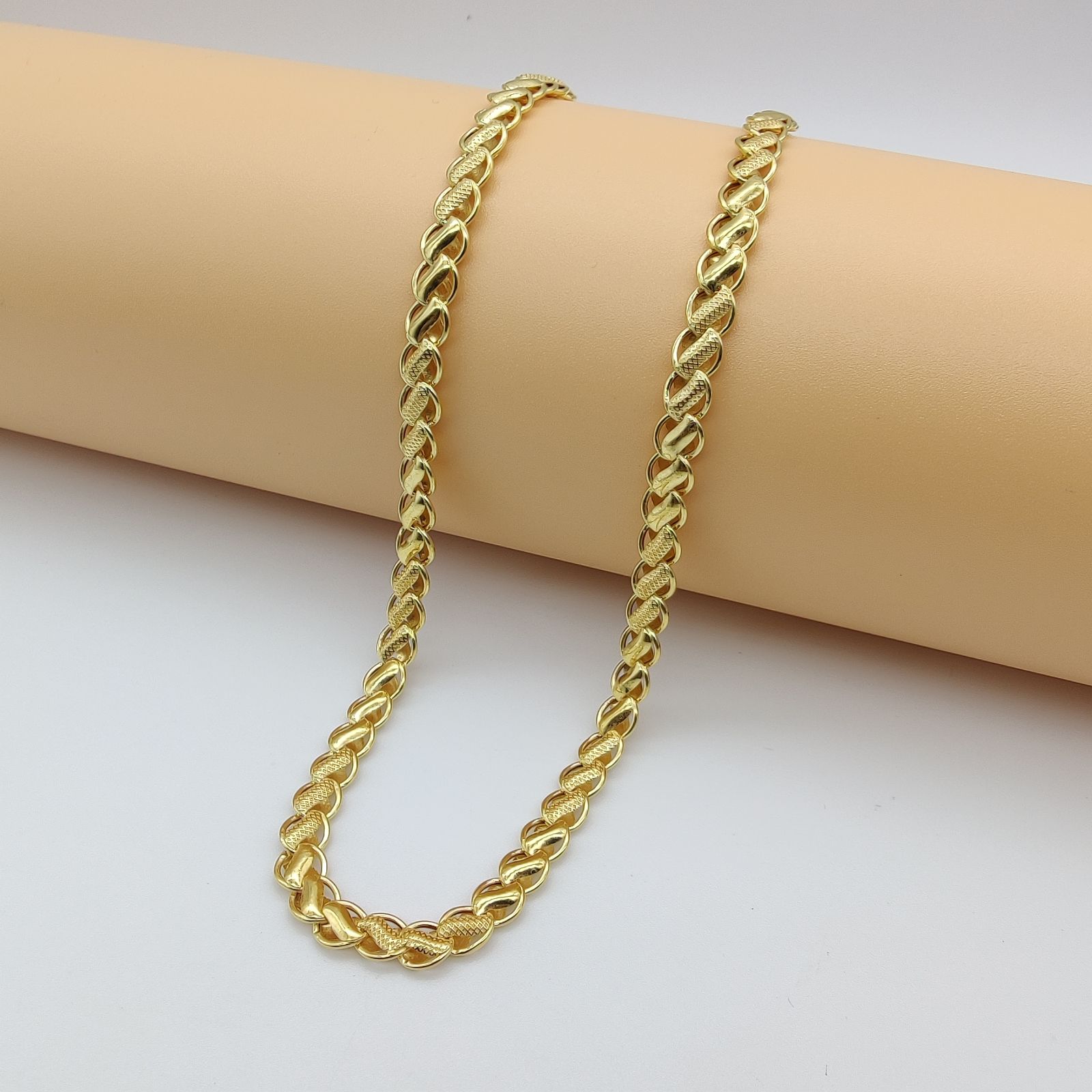 Lotus Chain