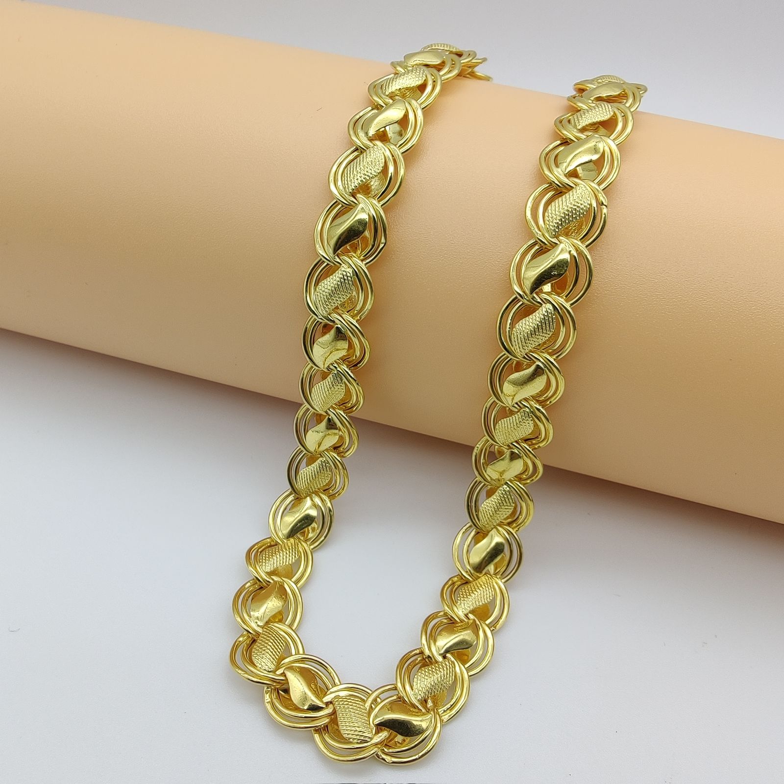 Lotus Chain